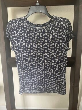 Women’s Navy Floral Crewneck Tee